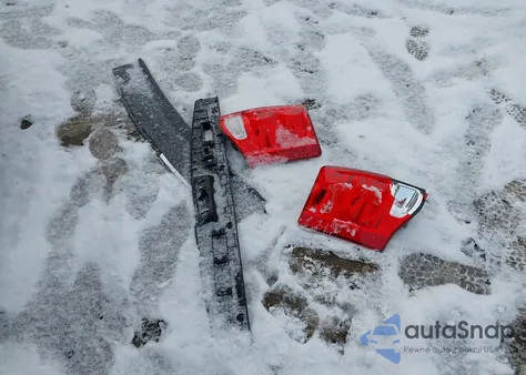 2017 Dodge Grand Caravan Sxt from USA, damaged, VIN 2C4RDGCG5HR818399